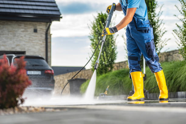 Professional Pressure Washing Services in Riley, KS